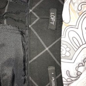 LOFT Pants - LOFT Julie Trousers, size 6 LOFT Pants - LOFT Julie Trousers, size 6
